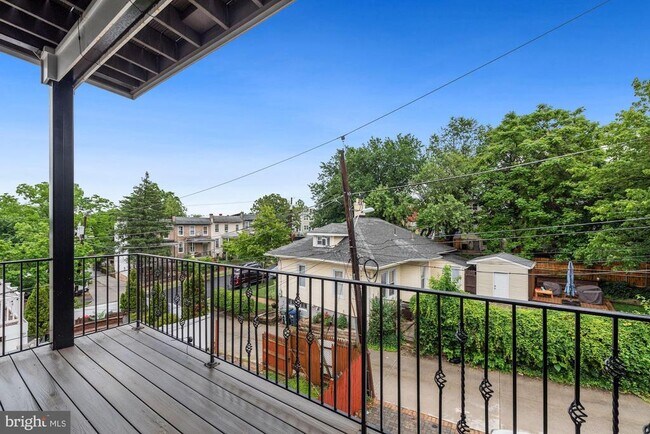 Building Photo - 4527 Georgia Ave NW