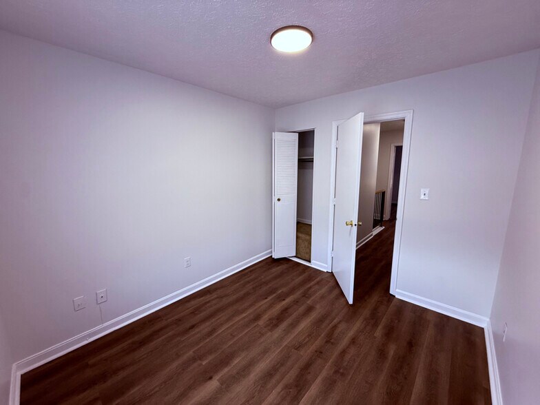 Building Photo - 2916 Carlyle Ct