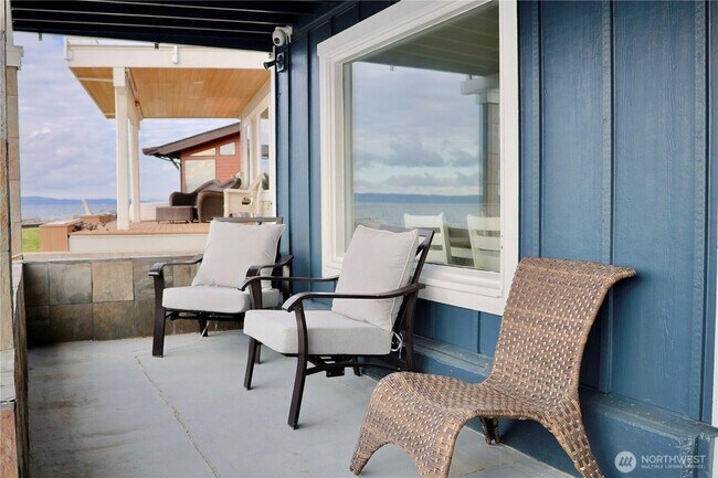 Building Photo - 14300 Frans Dr