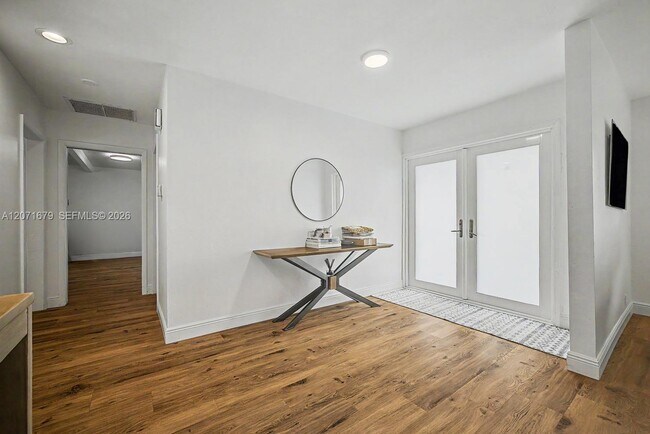 Building Photo - 7100 SW 119th St