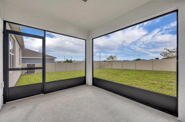 Building Photo - 1140 Sugarwood St