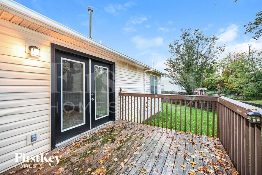 Building Photo - 3 Bobwhite Ct