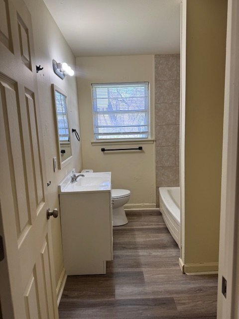 Building Photo - 321 Glynn Ln