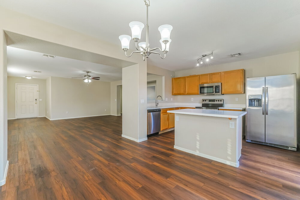 Building Photo - 8442 E Navarro Cir