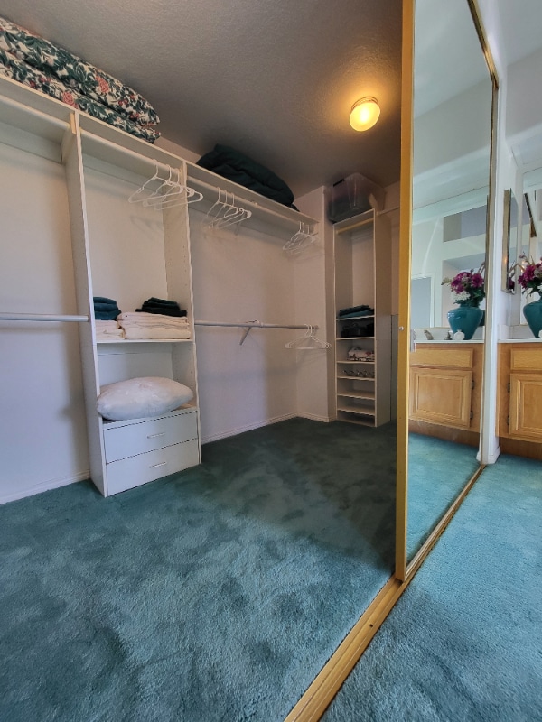 Building Photo - 21714 Agajanian Ln