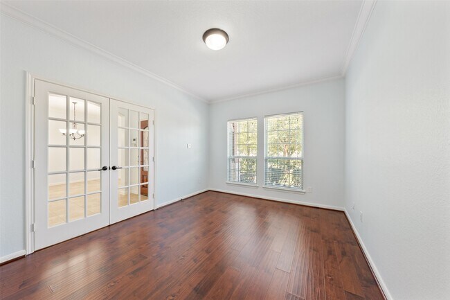 Building Photo - 2642 Tacoma Springs Dr