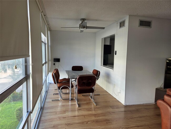 Building Photo - 501 Three Islands Boulevard