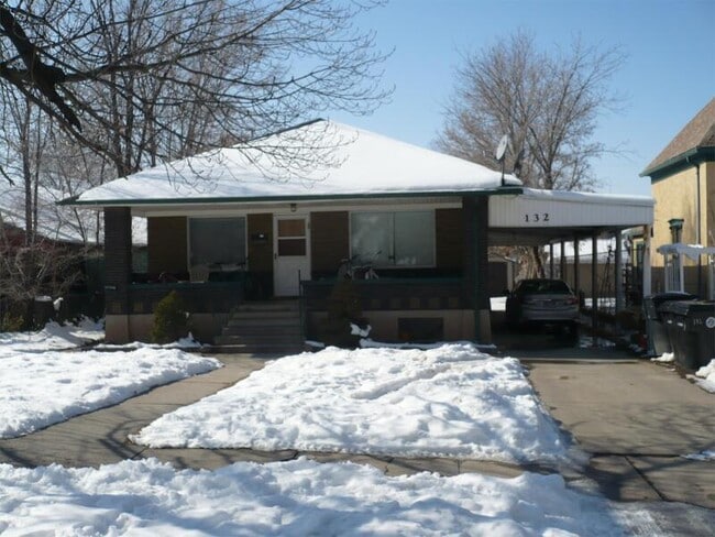 Building Photo - 132 S 200 E