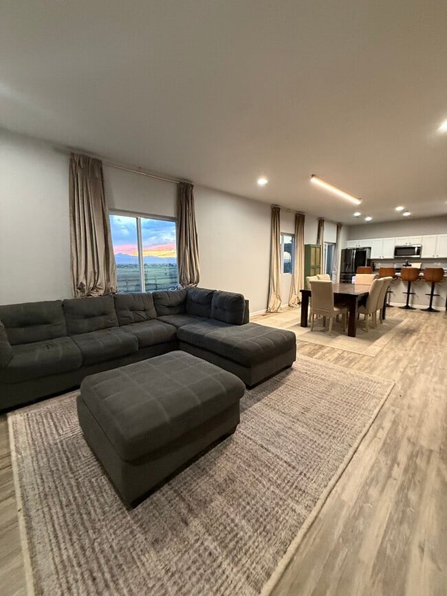 Building Photo - 3 Bed/2.5 Bath Home with Garage / Available Soon / Special Offer