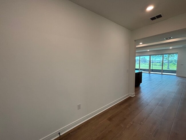 Building Photo - 6360 SW 82nd Terrace
