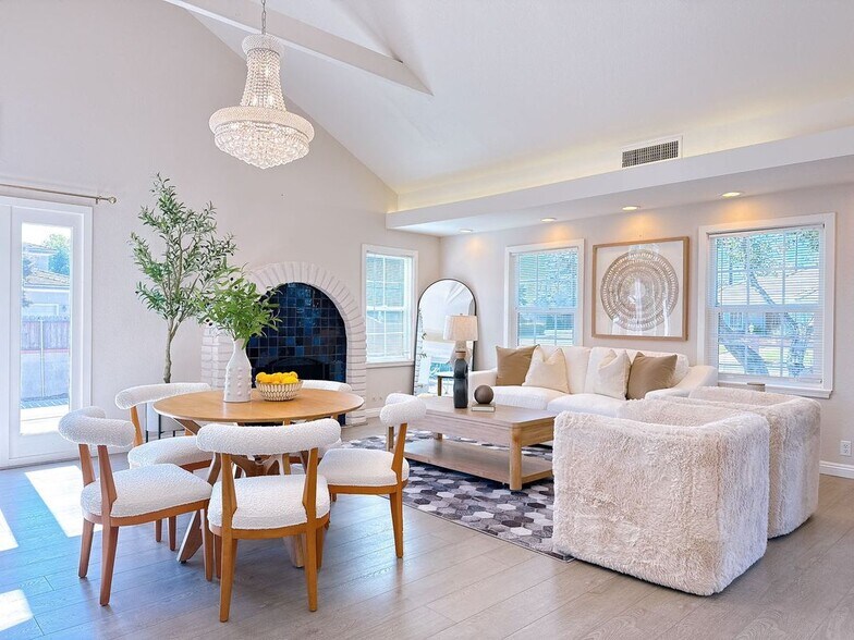 Building Photo - 2830 Winthrop Ave