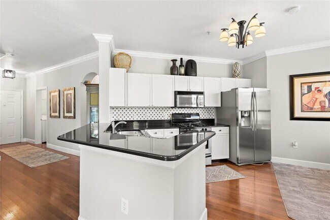 Building Photo - 2746 Via Tivoli