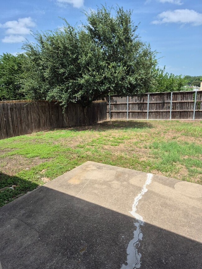 Building Photo - Bright & Inviting 3-Bedroom Home with Flex Space in The Meadows at Buda