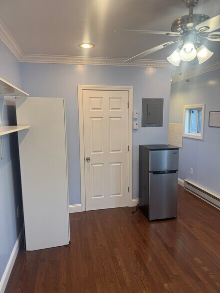 Building Photo - 95 Bynner St