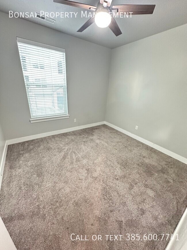 Building Photo - 14472 S Selvig Way