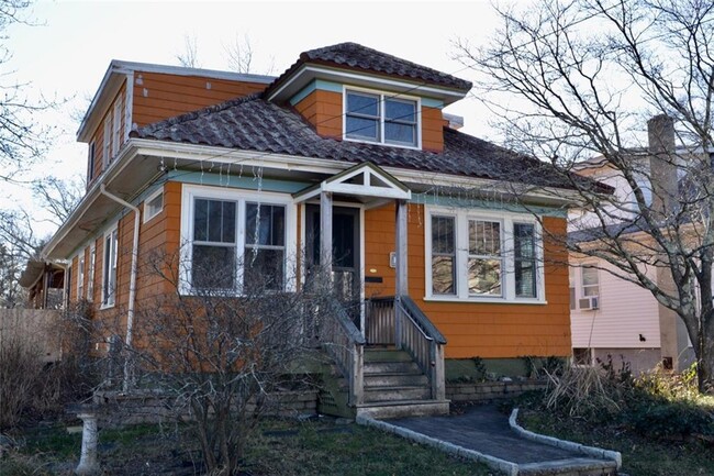 Primary Photo - 72 Benedict Rd