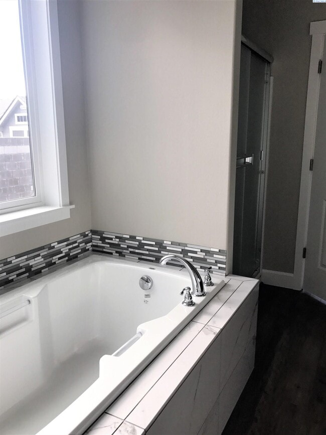 Building Photo - 3 Bed/2 Bath Pasco Rambler on Cul-de-Sac