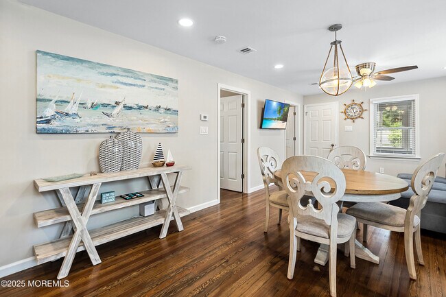 Building Photo - 509 Monmouth Ave