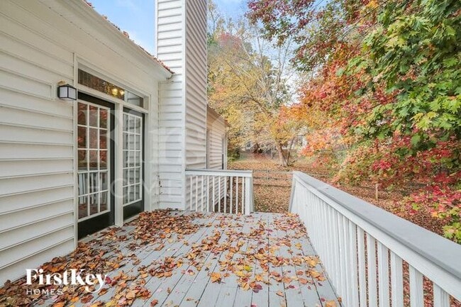 Building Photo - 5212 Autumn Woods Dr