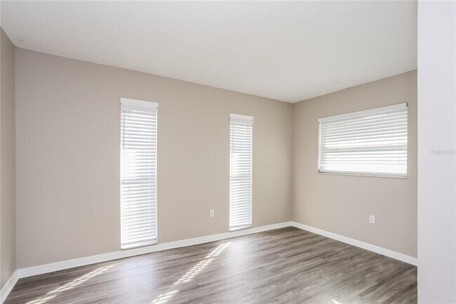 Building Photo - 4108 12th Ave W