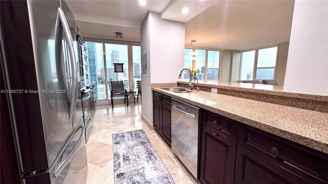 Building Photo - 3505 S Ocean Dr