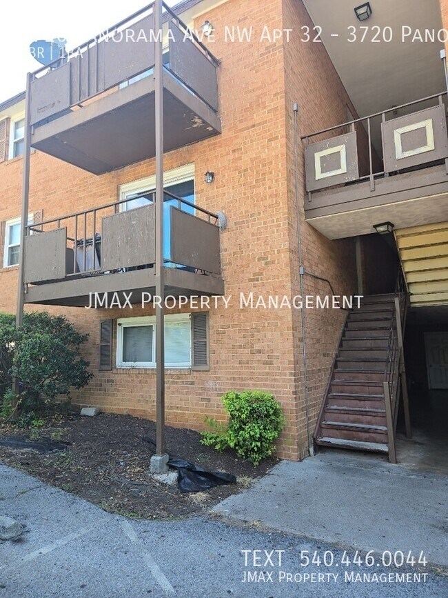 Primary Photo - 3720 Panorama Ave NW