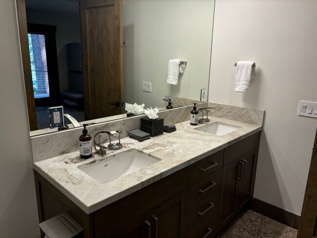 Building Photo - Winter Season Rental - The Estates in Incline Village, Nevada