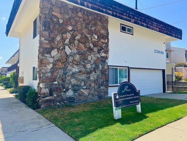 Interior Photo - 25846 Oak Street, Lomita