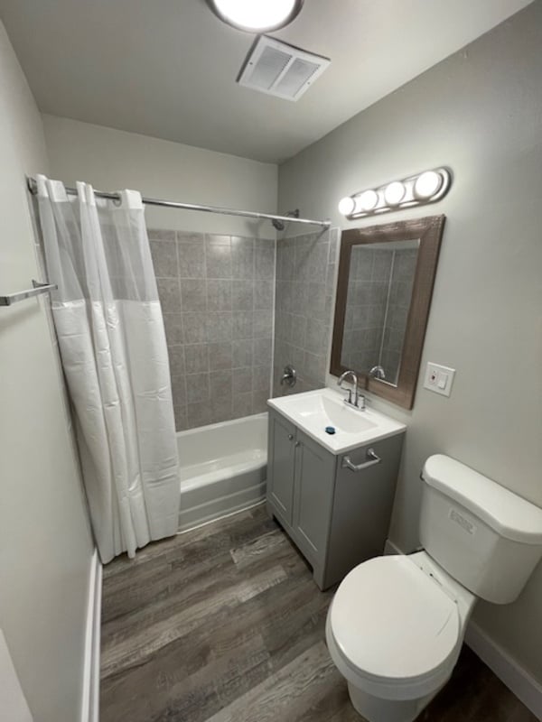 Building Photo - 7 N Dryden Pl