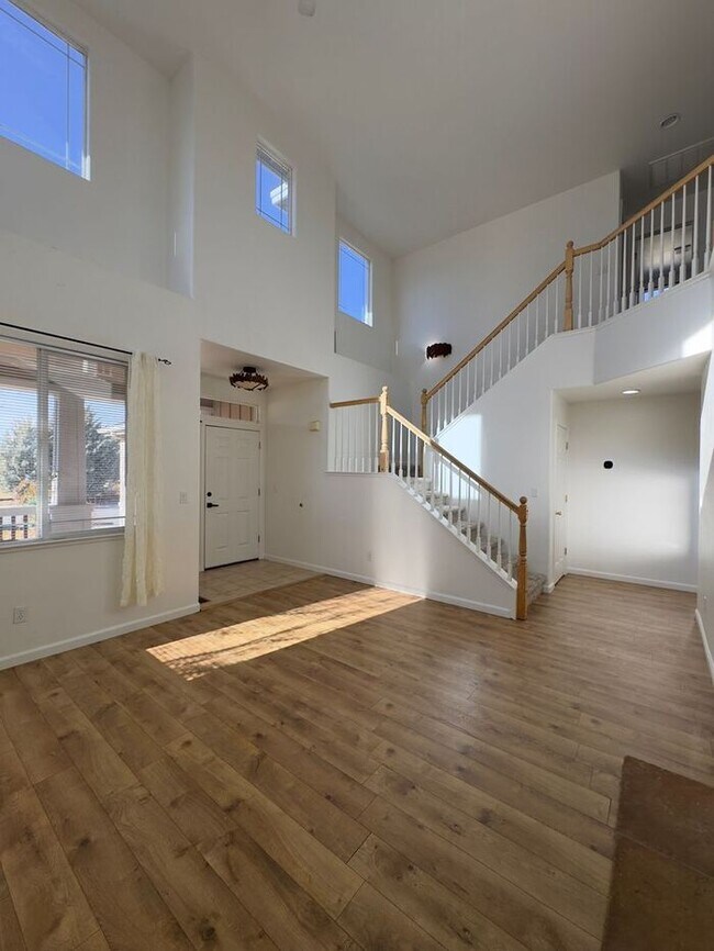 Building Photo - Coming Soon – Beautifully Upgraded North Valleys Rental!