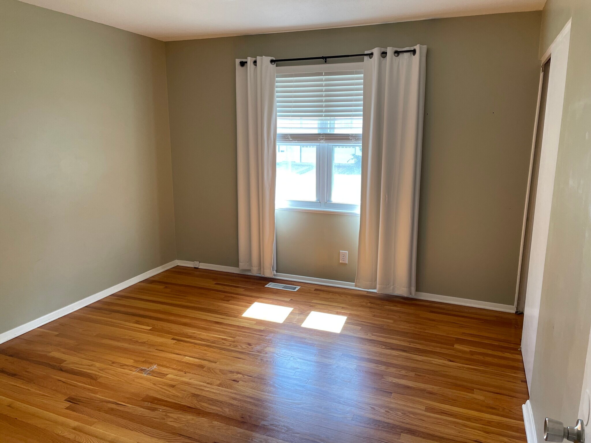 Bedroom 1 - 3408 NE 67th St
