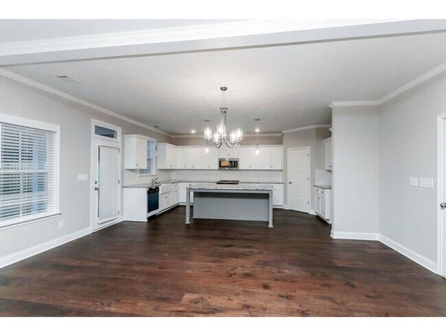 Building Photo - 210 Palisade Rdg