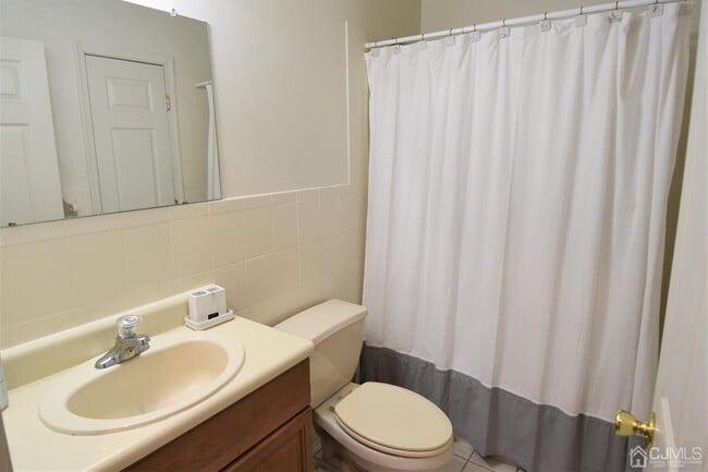 Building Photo - 36 Lackland Ave