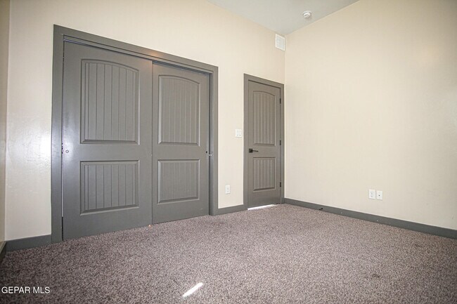 Building Photo - 12337 Desert Palms Ave