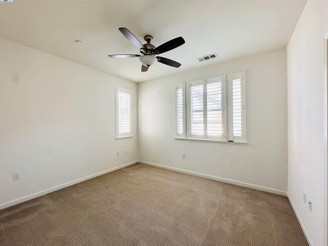 Building Photo - 2829 Salt Pond Cmn