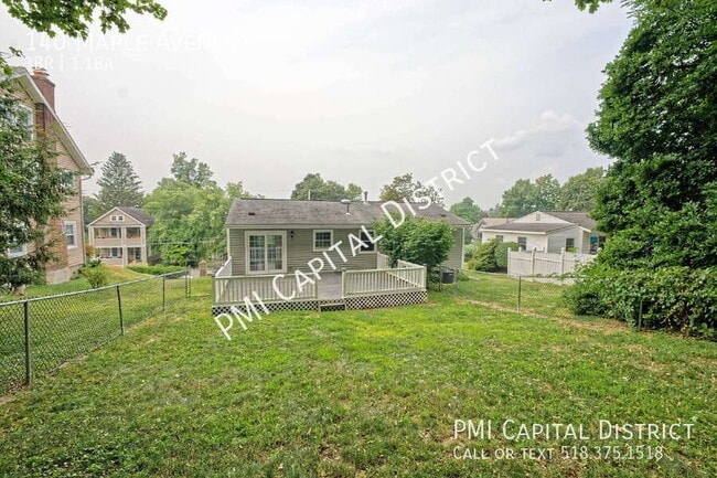 Building Photo - 140 Maple Ave