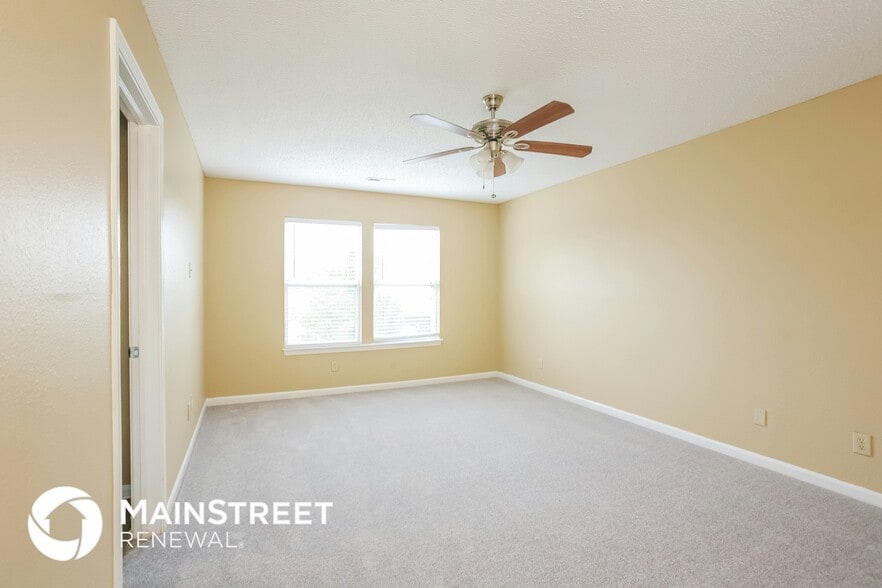 Building Photo - 1180 Odell Ln