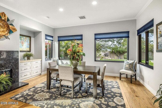 Building Photo - 10912 E Butherus Dr