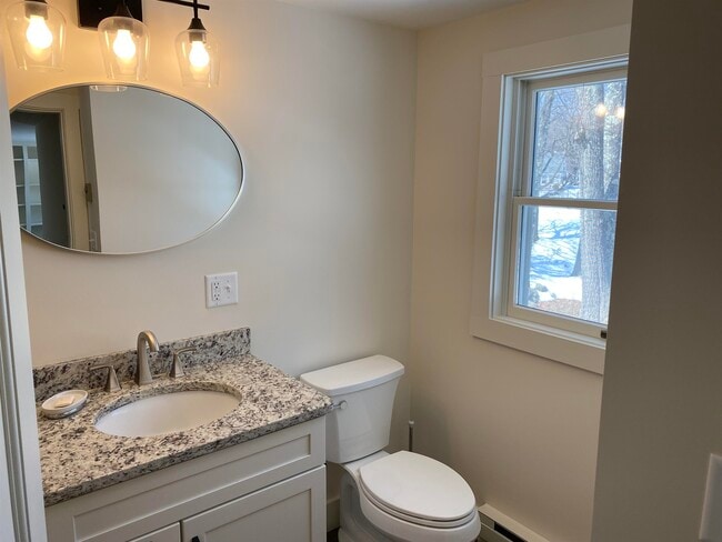 Building Photo - 17 Highland Terrace