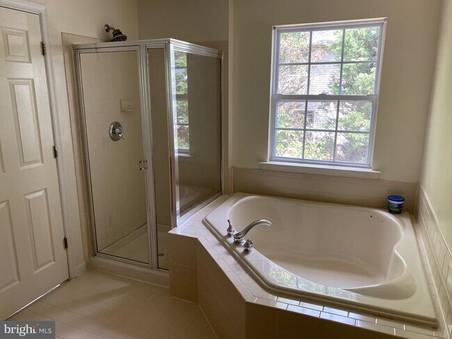 Building Photo - 1726 Sea Pine Cir