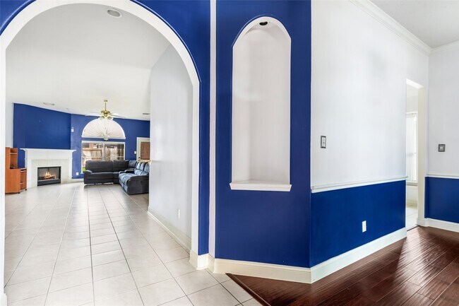 Building Photo - 18418 Hot Creek Ct