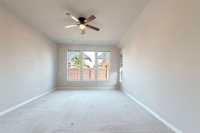 Building Photo - 6808 Badlands Dr