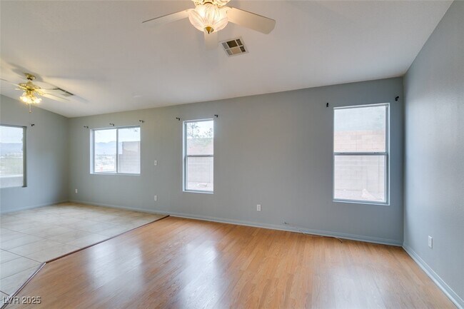 Building Photo - 7782 Top Hat Ave