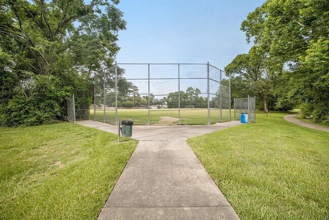 Building Photo - 22914 Grand Rapids Ln