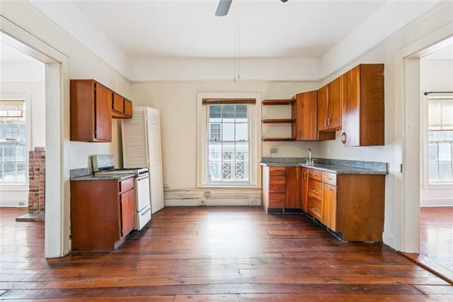 Building Photo - 928 Conti St