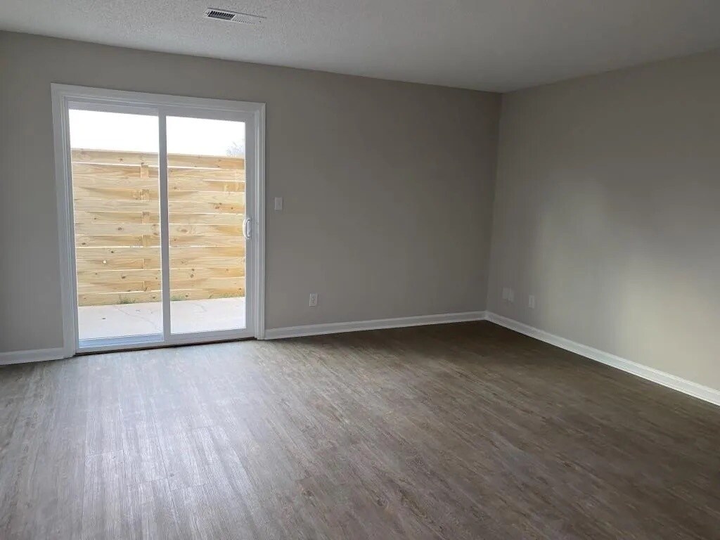 Building Photo - 3730 Old Flowery Branch Rd