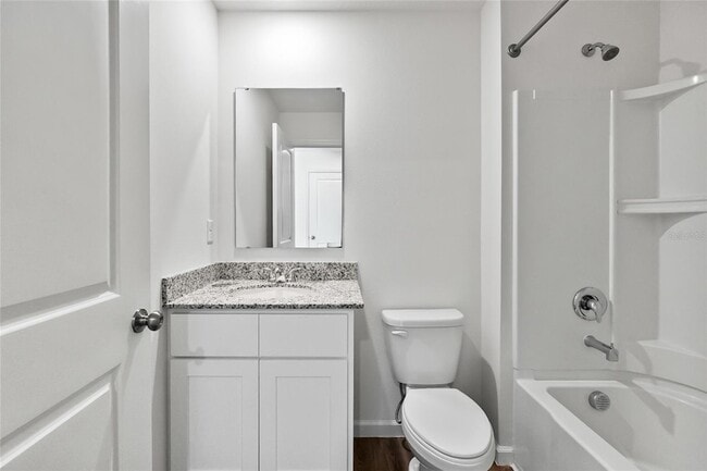 Building Photo - 612 Linnet Ct
