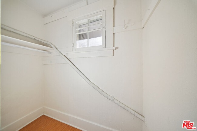 Building Photo - 1238 N Gardner St
