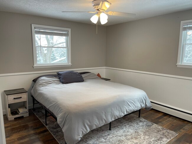 Building Photo - 14834 Hawkins Rd