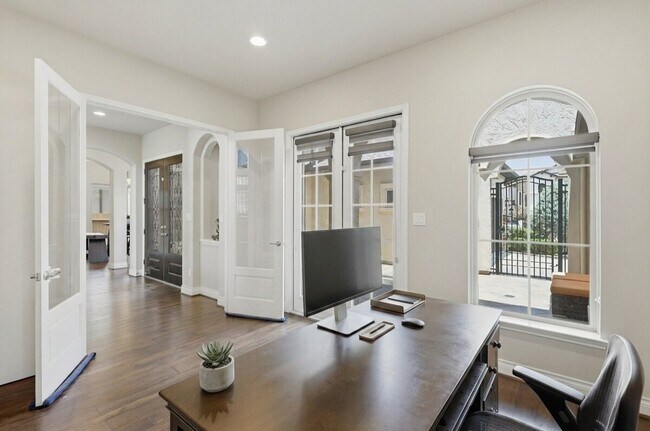 Building Photo - 11218 Oudney Ct